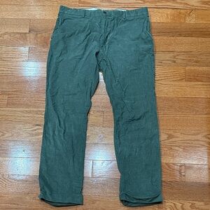 Ralph Lauren Purple label Men's Green Corduroy Pants - Size 38 x 30